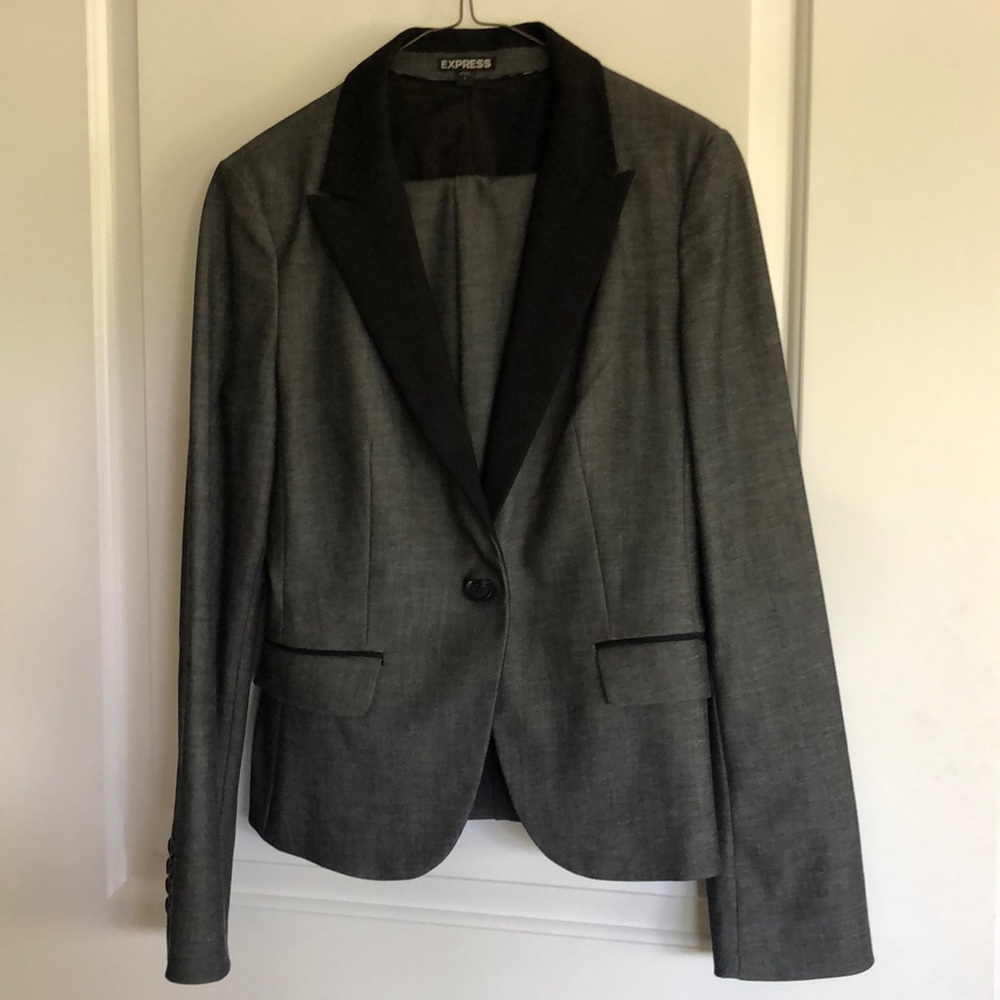 Express two piece pant suit two tone